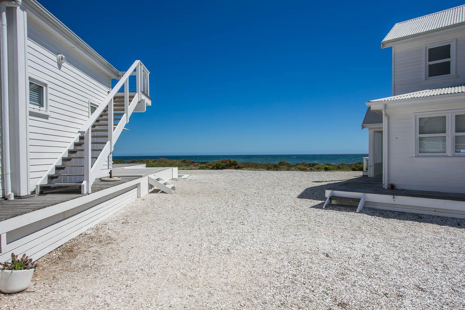 Pearl Bay Beach Home Yzerfontein Exterior foto