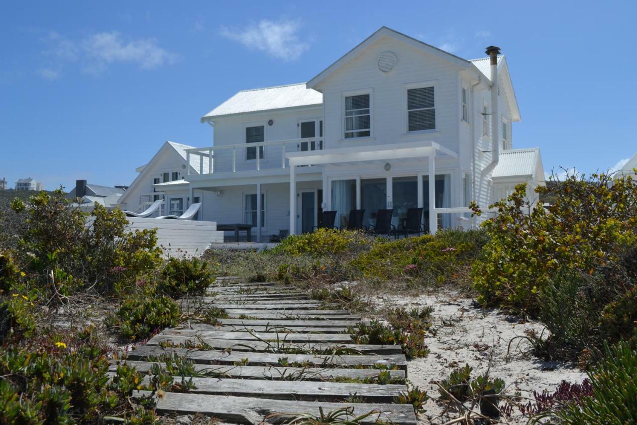 Pearl Bay Beach Home Yzerfontein Exterior foto